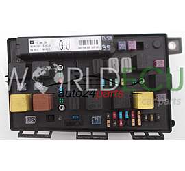 SCATOLA-DEI-FUSIBILI-RELÈ-FUSIBILE-SCATOLA-BSI OPEL ASTRA H GM 13 206 748 GU, 13206748 GU, HELLA 5DK 008 668-48 5DK008668-48, 5DK00866848