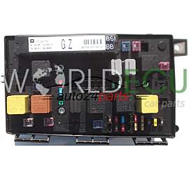 BOITE-FUSIBLE OPEL ASTRA H ZAFIRA B GM 13 206 752 GZ, 13206752 GZ, HELLA 5DK 008 668-29, 5DK008668-29, 5DK00866829